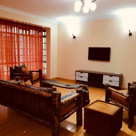 Mani'S Home Away From Home Nairobi Eksteriør billede